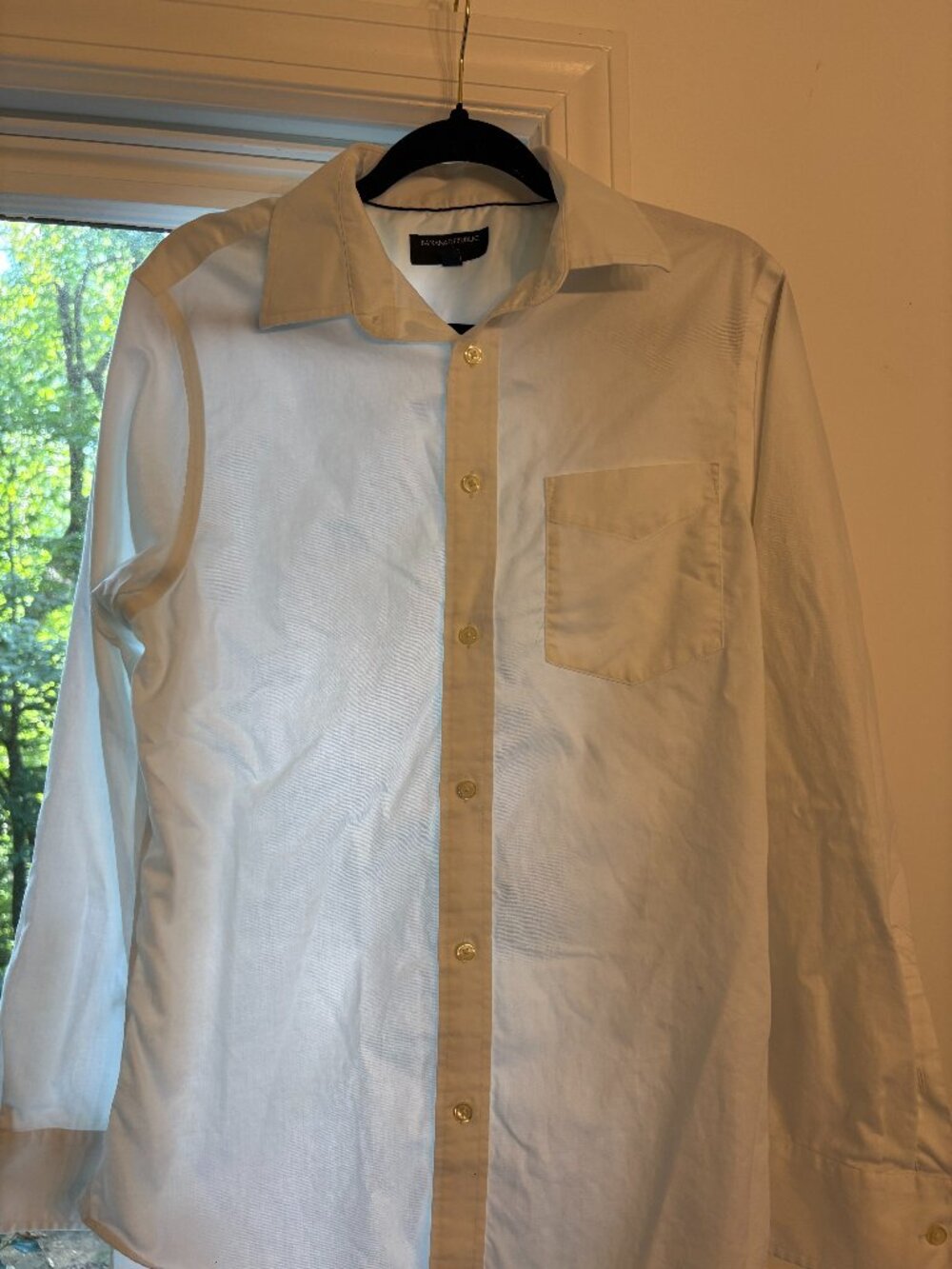 Banana Republic Non-Iron Slim Fit Button Down Shirt (M)